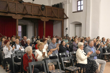 Letni koncert Komorni zbor Fran Gerbič, gostje MePZ Postojna 52 Foto Ljubo Vukelič